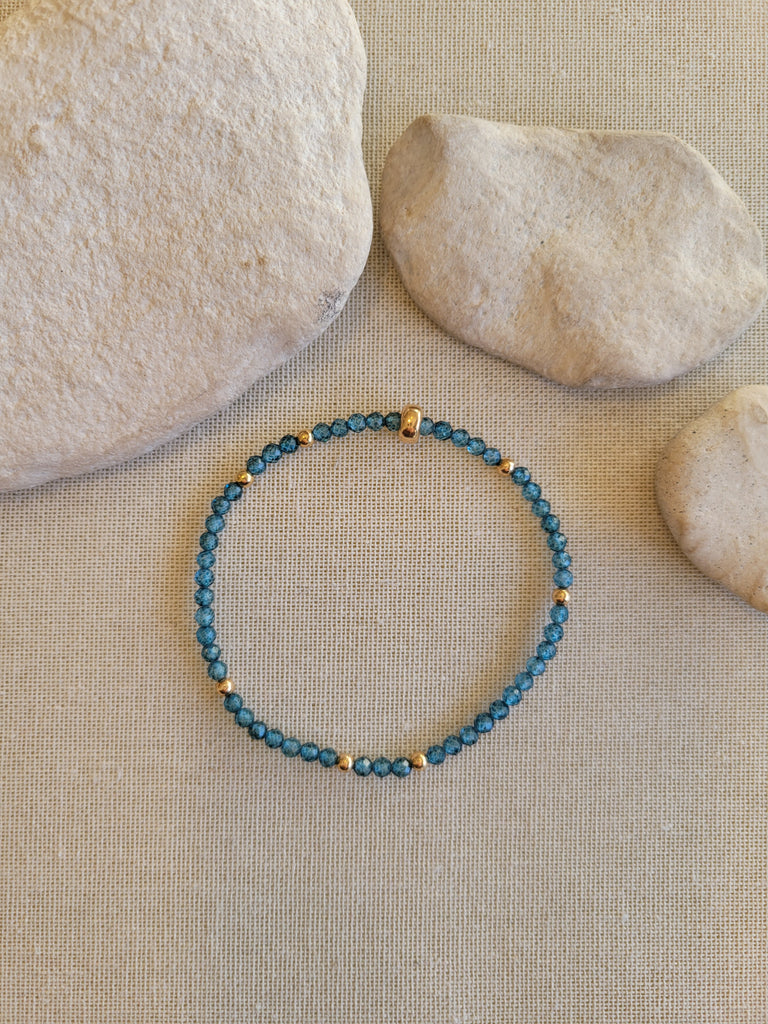 London Blue Topaz Scattered Gold Bracelet