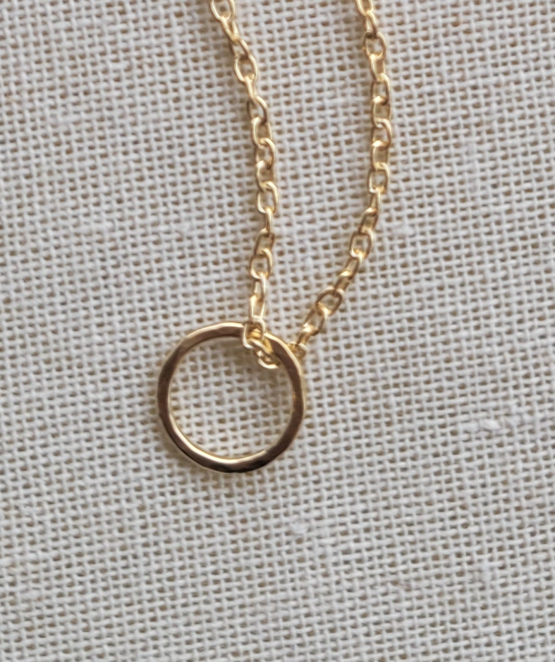 The Unity Gold - Hammered Gold Floating Circle Necklace