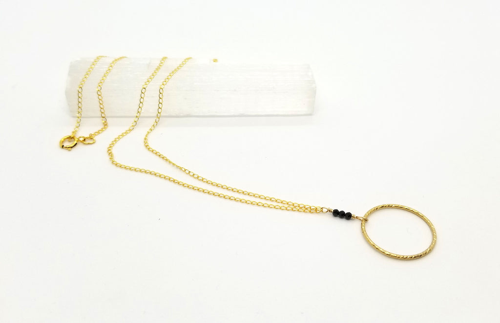 Black Spinel Teardrop Circle Gold Chain