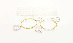 The Keshi - Keshi Pearl Gold Hoop Earrings