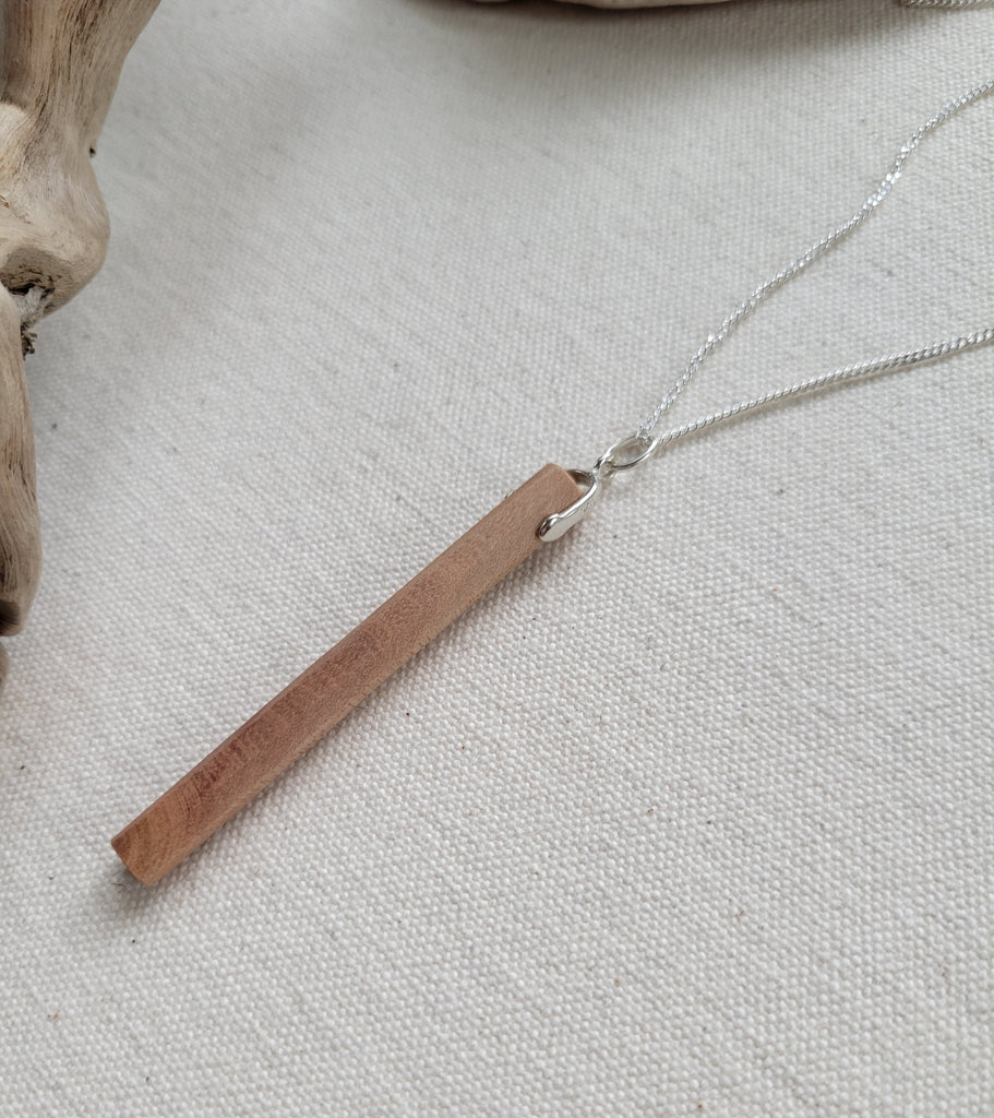 The Savory Island - Arbutus Octagonal Column Silver Necklace