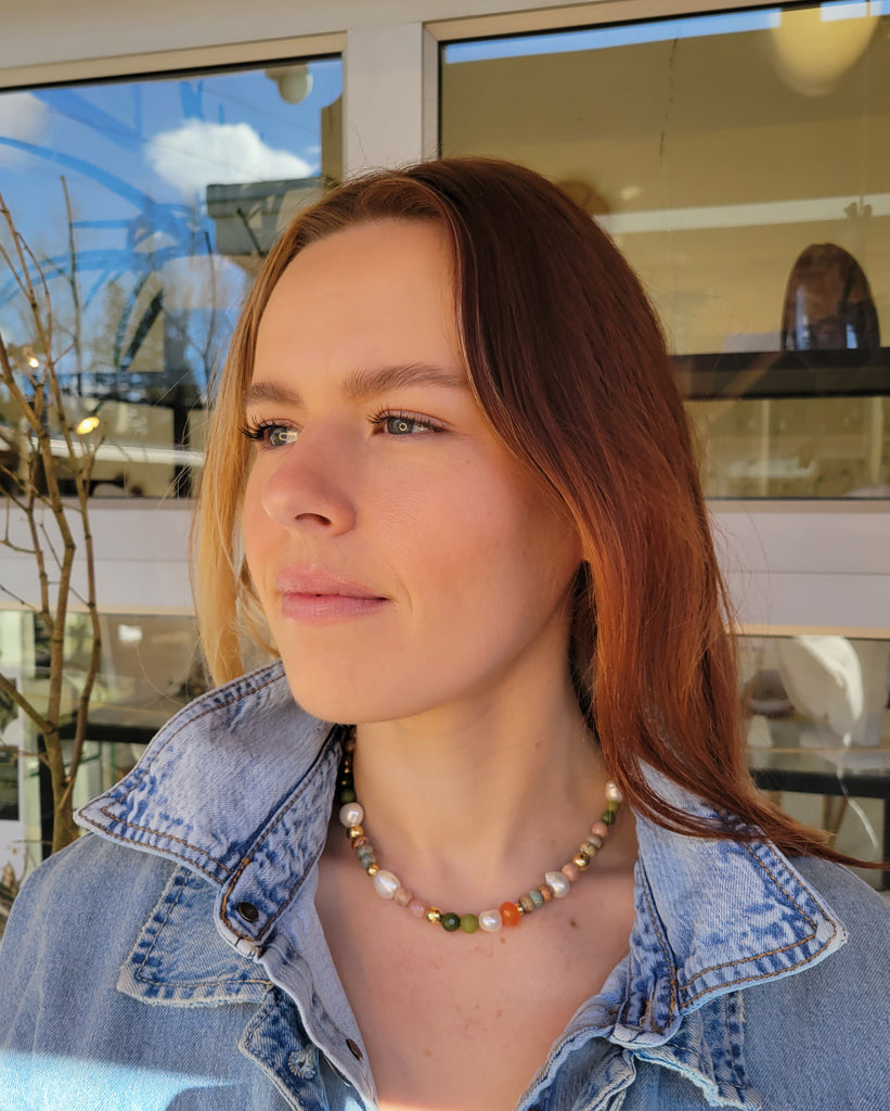 The Seventies Vibe - Multi Gemstone Gold Necklace