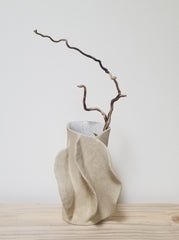 Che Chem Ha Cave Drapery Vase