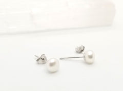 The Piper - 5mm Pearl Silver Stud Earrings