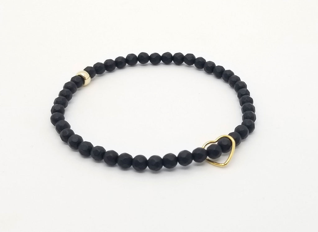 4mm Faceted Matte Onyx with Floating Gold Heart Bracelet