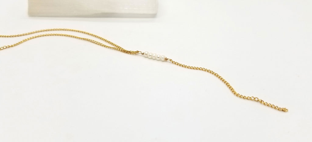 Dash of Pearl and Gold Necklace
