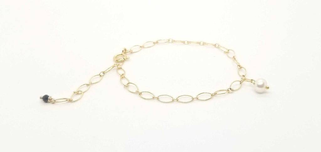 Freshwater Pearl Black Spinel Gemstone Gold Charm Bracelet