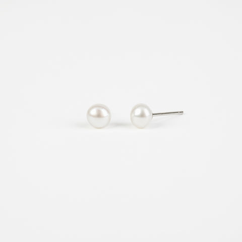 The Piper - 5mm Pearl Silver Stud Earrings